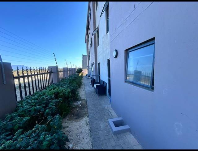2 BEDROOM APARTMENT FOR SALE IN PARKLANDS